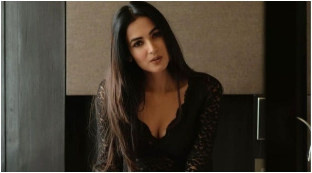 Sonal Chauhan's Lacy Sundays Are Your Mood Booster.