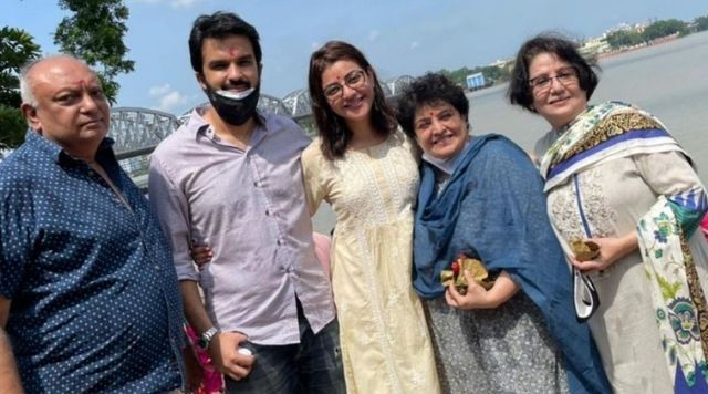 Kajal Aggarwal With Her Family Visits Dakshineswar Kali Temple, Shares Adorable Picture.